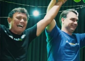 Ao lado de Flávio Bolsonaro, Éder Mauro lança pré-candidatura ao Senado pelo Pará em 2026