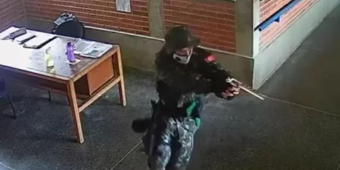 Autor do massacre em escola de Aracruz que matou quatro pessoas é solto após três anos de pena