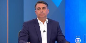 Flávio Bolsonaro no jornal nacional