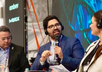 Especialistas debatem superendividamento digital no Rio