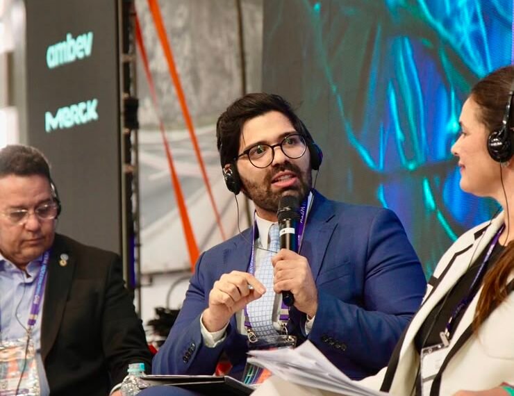 Especialistas debatem superendividamento digital no Rio