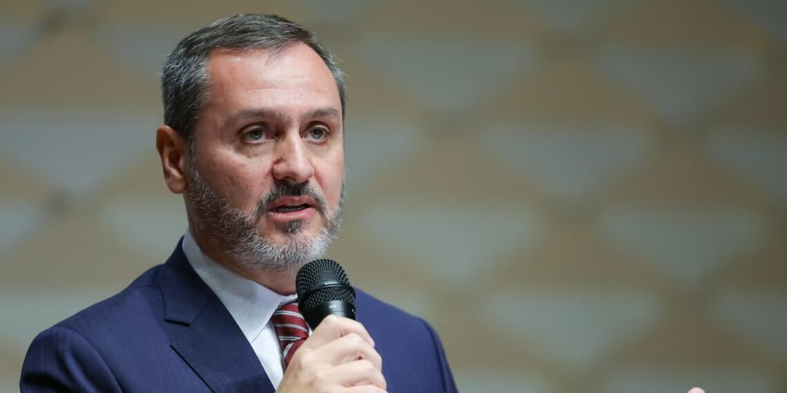 STF já tem maioria para manter chefe da PF afastado