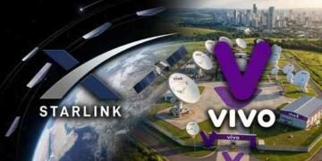 Ilustração da parceria entre Vivo e Starlink para conexão via satélite no celular